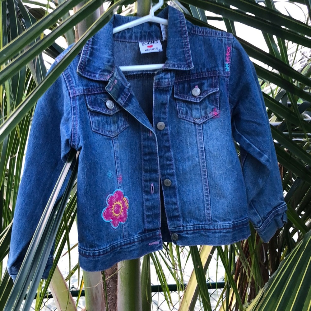 Jean jacket flower power!!  size 5. Too cute!! - Picture 2 of 6